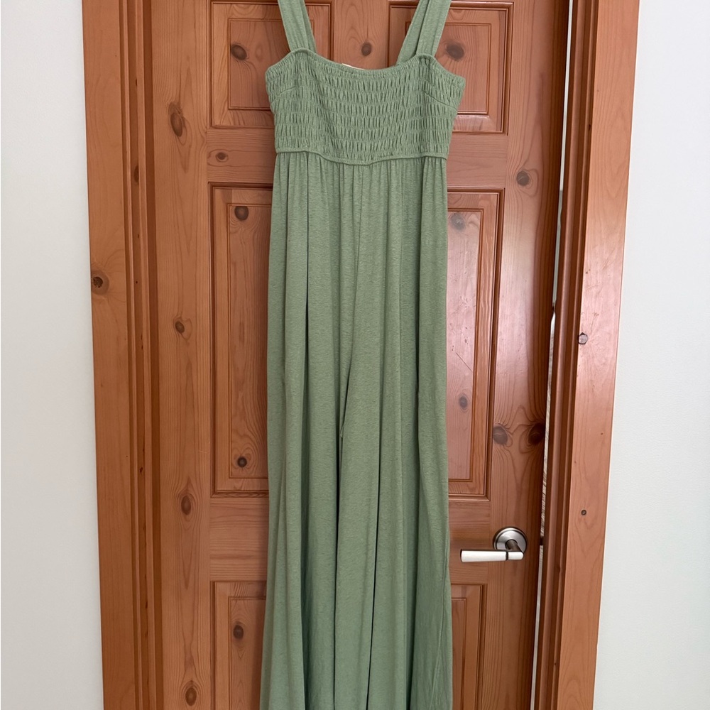 Green Sleeveless Jumpsuit